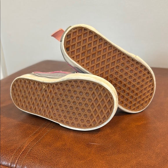 Vans Gray and Pink Kids Sneakers - Picture 4 of 4